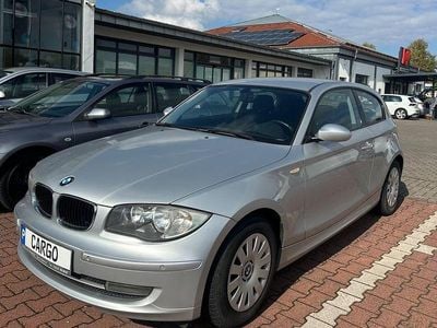 Silber Gebraucht 2008 BMW 116 Sport Line Kleinwagen | 1.490 €