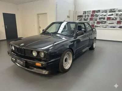 Gebraucht BMW M3 Sport Line 194 PS (142 kW) 1987 Diamantschwarz metallic Coupé