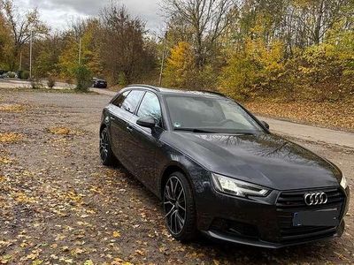 Grau Gebraucht 2016 Audi A4 S-Line Kombi | 21.000 € (Fairer Preis)