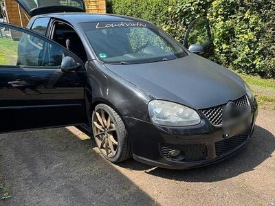 VW Golf V