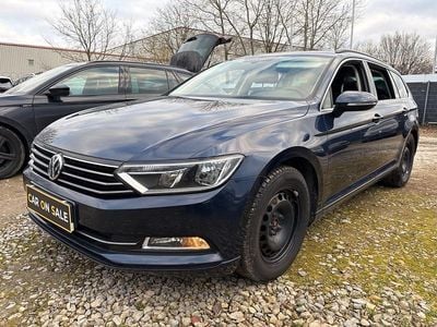 Gebraucht VW Passat Comfortline 150 PS (110 kW) 2017 Blau Kombi