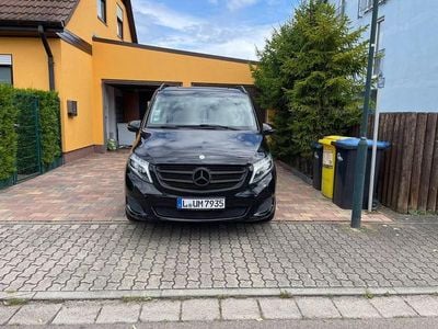 Mercedes V250