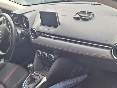 Gebraucht Mazda 2 Center-Line 90 PS (66 kW) 2015 Blau Limousine