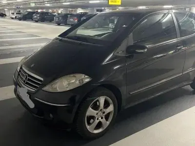 Gebraucht Mercedes A170 Classic 116 PS (85 kW) 2007 Schwarz Limousine