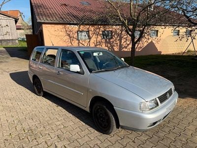 VW Polo