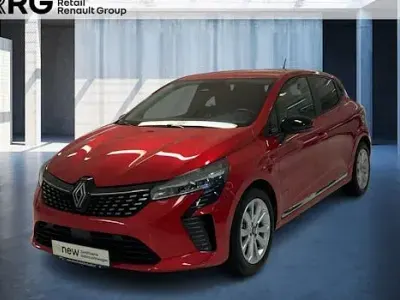 Używany Renault Captur Iconic 158 KM (116 kW) 2023 Biały SUV