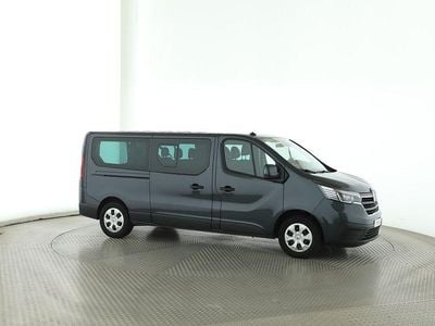 Gebraucht Renault Trafic Life 110 PS (80 kW) 2024 Schwarz Van / Kleinbus