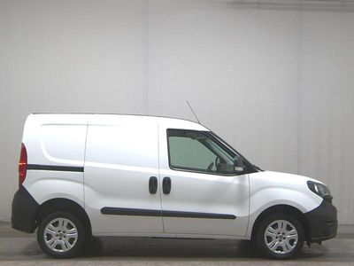 Gebraucht Fiat Doblò 95 PS (69 kW) 2021 Weiss Van / Kleinbus