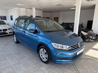 Gebraucht VW Touran Business 116 PS (85 kW) 2018 Blau Van / Kleinbus