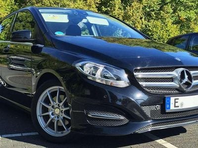 Gebraucht Mercedes B180 Style 122 PS (89 kW) 2016 Schwarz Van / Kleinbus
