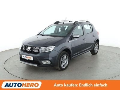 Grau Gebraucht 2019 Dacia Sandero Prestige Kleinwagen | 9.020 € (Fairer Preis)