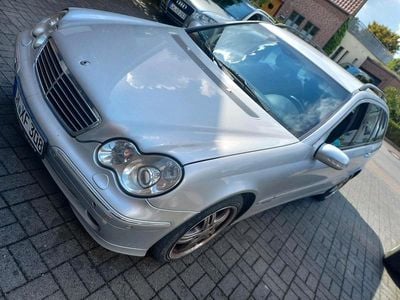 Mercedes C270