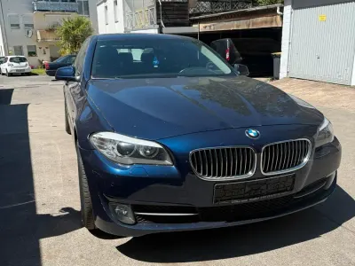 Gebraucht BMW 520 184 PS (135 kW) 2010 Blau Kombi