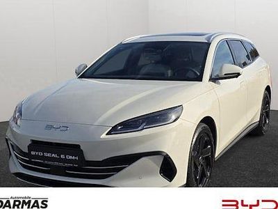 Usado BYD Seal Comfort 212 HP (155 kW) 2025 Bege Carrinha