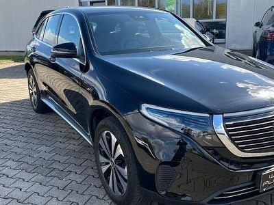 Gebraucht Mercedes EQC400 300 kW (408 PS) 2021 Schwarz SUV