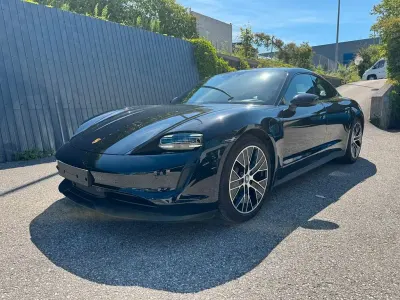 Gebraucht Porsche Taycan Basis 350 kW (476 PS) 2023 Schwarz Limousine