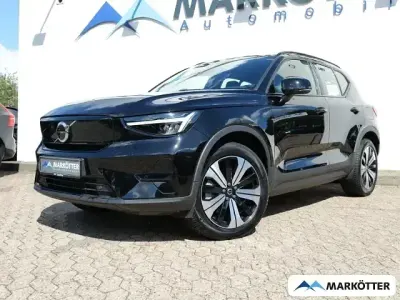 Używany Volvo XC40 Single Motor 169 kW (231 KM) 2022 Czarny SUV
