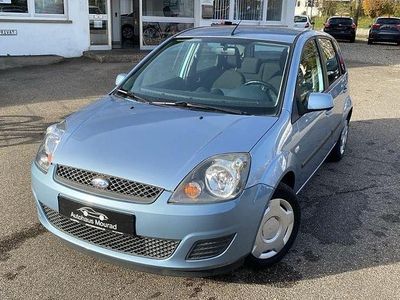 Blau Gebraucht 2006 Ford Fiesta Kleinwagen | 2.900 € (Etwas zu teuer)
