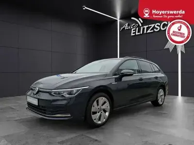 Gebraucht VW Golf VIII Style 150 PS (110 kW) 2021 Grau Kombi