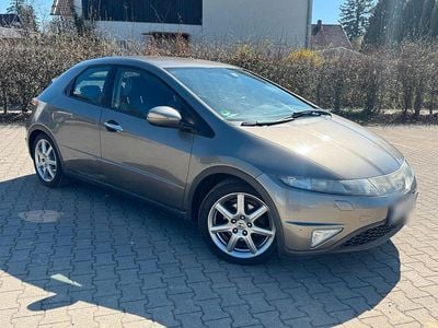 Second-hand Honda Civic 140 CP (102 kW) 2006 Hatchback