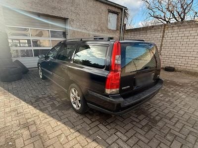 Second-hand Volvo V70 179 CP (131 kW) 2002 Negru Break