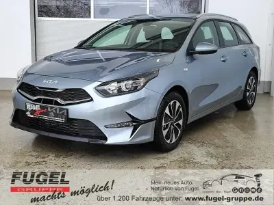 Nouă Kia Ceed Sportswagon 140 CP (102 kW) 2025 Argintiu Break