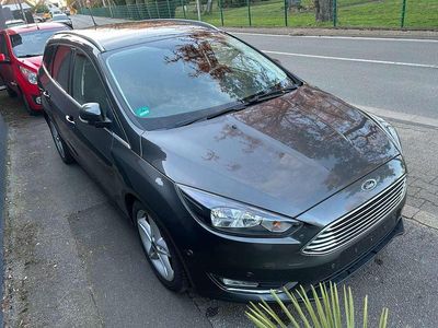 Gebraucht Ford Focus Titanium 150 PS (110 kW) 2018 Magneticgrau (metallic) Kombi