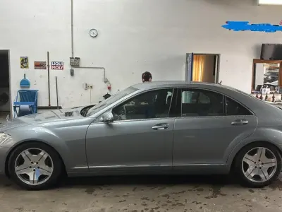 Gebraucht Mercedes S320 211 PS (155 kW) 2007 Silber Limousine