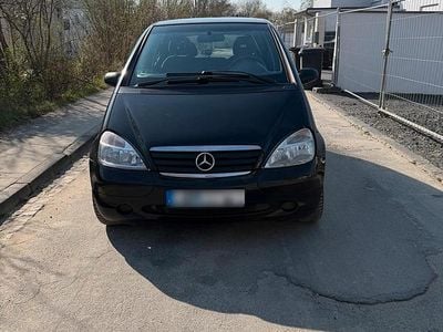 Gebraucht Mercedes A140 82 PS (60 kW) 2000 Schwarz Kleinwagen