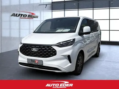 Gebraucht Ford Tourneo Custom Titanium 170 PS (125 kW) 2026 Weiß Van