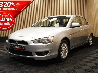 Gebraucht Mitsubishi Lancer 117 PS (86 kW) 2012 Silber Limousine