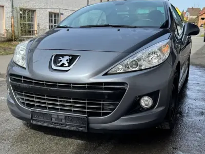 Usata Peugeot 207 CC 120 CV (88 kW) 2011 Grigio Cabrio