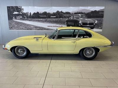 Gebraucht Jaguar E-Type 179 PS (131 kW) 1966 Pale primerose yellow Coupé
