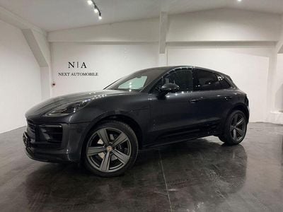 Grau Gebraucht 2022 Porsche Macan S Sport SUV | 68.990 € (Fairer Preis)