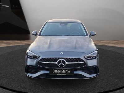 Grau Gebraucht 2025 Mercedes C200 AMG Limousine | 39.390 € (Fairer Preis)