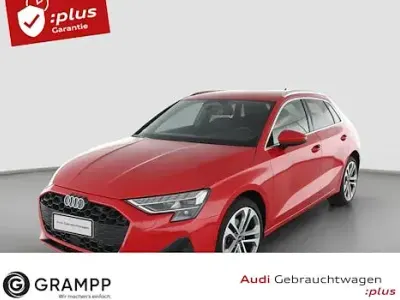 Gebraucht Audi A3 Ambiente 150 PS (110 kW) 2025 Rot Limousine