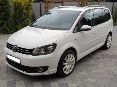 Gebraucht VW Touran Life 105 PS (77 kW) 2013 Weiß Van / Kleinbus