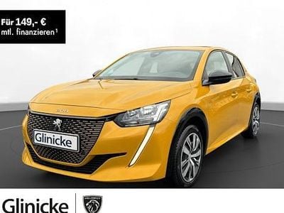 Gebraucht Peugeot 208 Active 100 kW (136 PS) 2022 Lack gelb faro/typ aussenverkl Kleinwagen