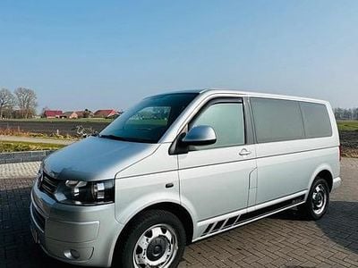 Gebraucht VW T5 140 PS (102 kW) 2014 Silber Van