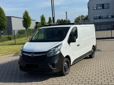 Gebraucht Opel Vivaro 116 PS (85 kW) 2016 Weiß Van / Kleinbus