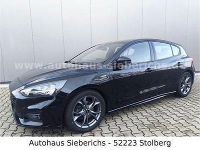 Second-hand Ford Focus ST-Line 155 CP (114 kW) 2021 Negru Berlinǎ