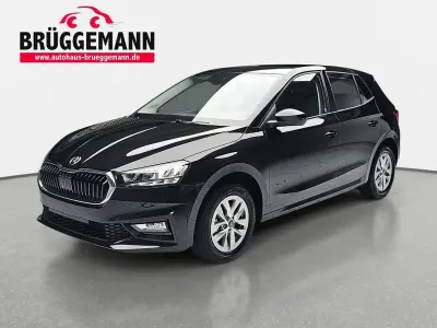 Nowe Skoda 105 116 KM (85 kW) 2026 Czarny Sedan/Limuzyna