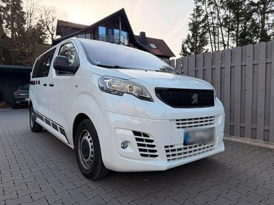 Gebraucht Peugeot Expert 150 PS (110 kW) 2018 Weiß Van