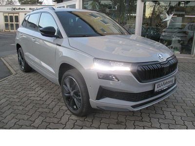 Neu Skoda Karoq SportLine 150 PS (110 kW) 2025 Stahlgrau SUV