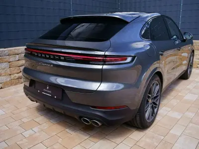 Gebraucht Porsche Cayenne 519 PS (381 kW) 2024 Grau SUV