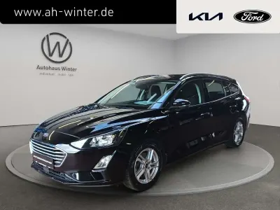 Gebraucht Ford Focus Cool & Connect 125 PS (91 kW) 2021 Agate black Kombi