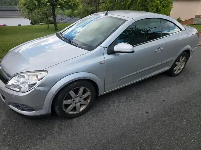 Gebraucht Opel Astra Cabriolet 140 PS (102 kW) 2007 Cabrio