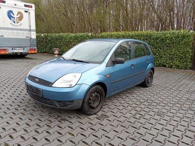 gebraucht Ford Fiesta 1.3 4Türer mit TÜV!