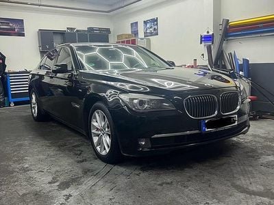 BMW 740