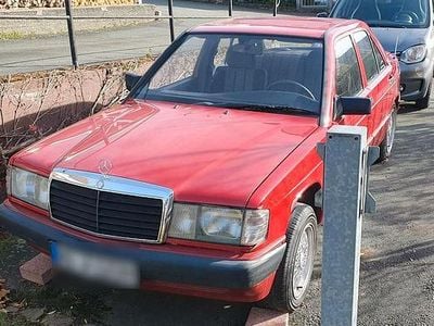 Gebraucht Mercedes 190 109 PS (80 kW) 1992 Rot Limousine